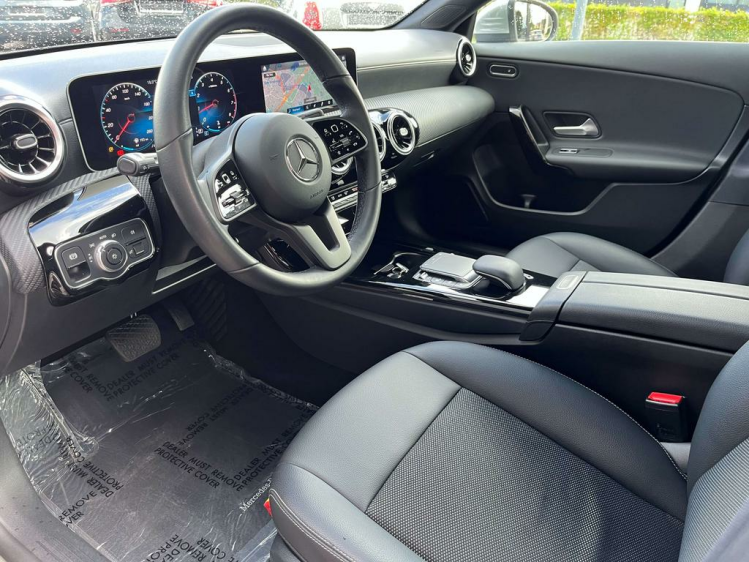 Mercedes-Benz CLA 180 iA DCT LED/Widescreen/Camera/Zetelverwarming/...!! Leconte Motors