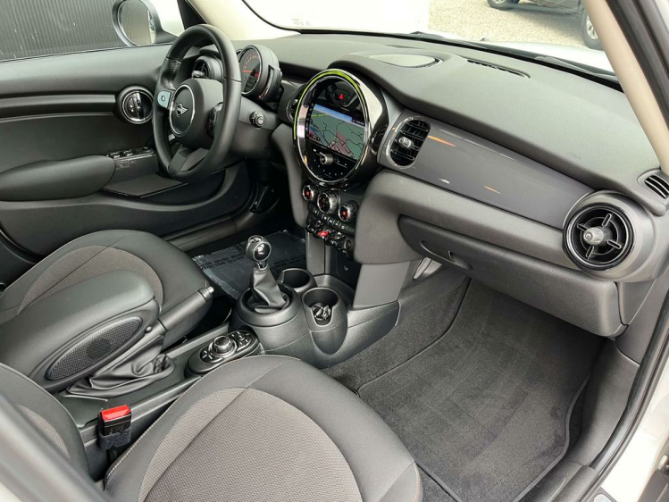 MINI Cooper 1.5i Facelift 5D LED/Carplay/Gps/Cruise/DAB+/PDC Leconte Motors