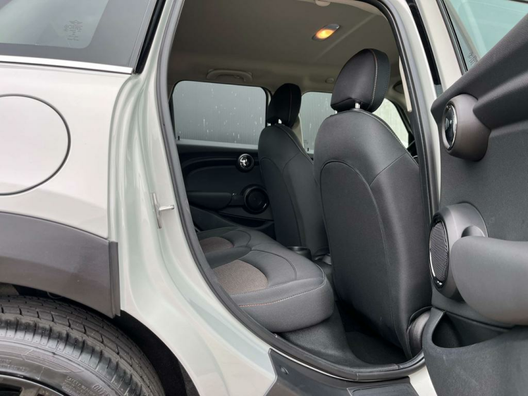 MINI Cooper 1.5i Facelift 5D LED/Carplay/Gps/Cruise/DAB+/PDC Leconte Motors