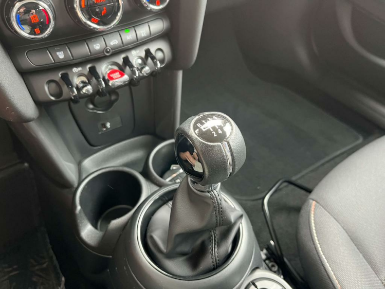 MINI Cooper 1.5i Facelift 5D LED/Carplay/Gps/Cruise/DAB+/PDC Leconte Motors