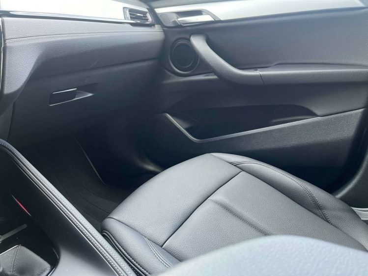 BMW X2 1.5iA sDrive18 LED/Navi-Pro/Leder/Bluetooth/...!! Leconte Motors