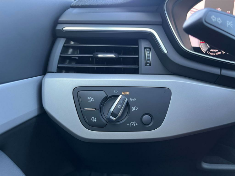 Audi A4 Avant 35 TFSI S-Tronic Virtual/Leder/LED/Carplay.. Leconte Motors