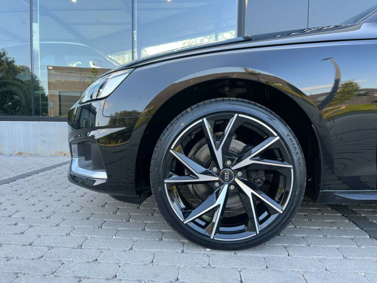 Audi A4 Avant 35 TDi S tronic Panodak/LED/Camera/Leder/... Leconte Motors