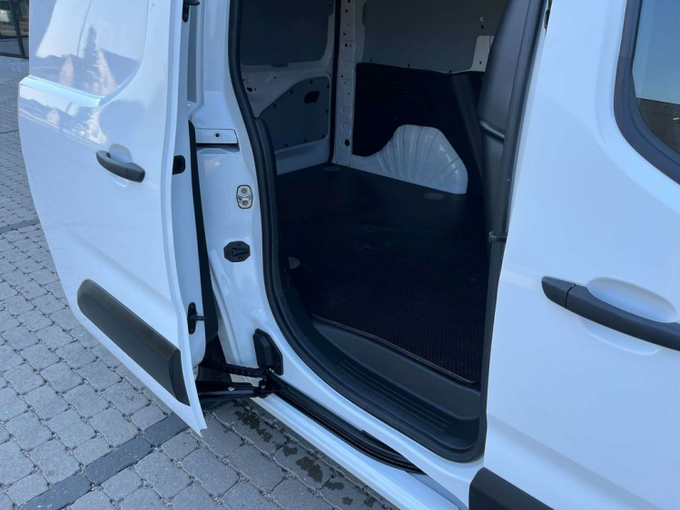 Opel Combo 1.5d Lichte Vracht Carplay/Cruise/PDC/Gps/Cruise.. Leconte Motors