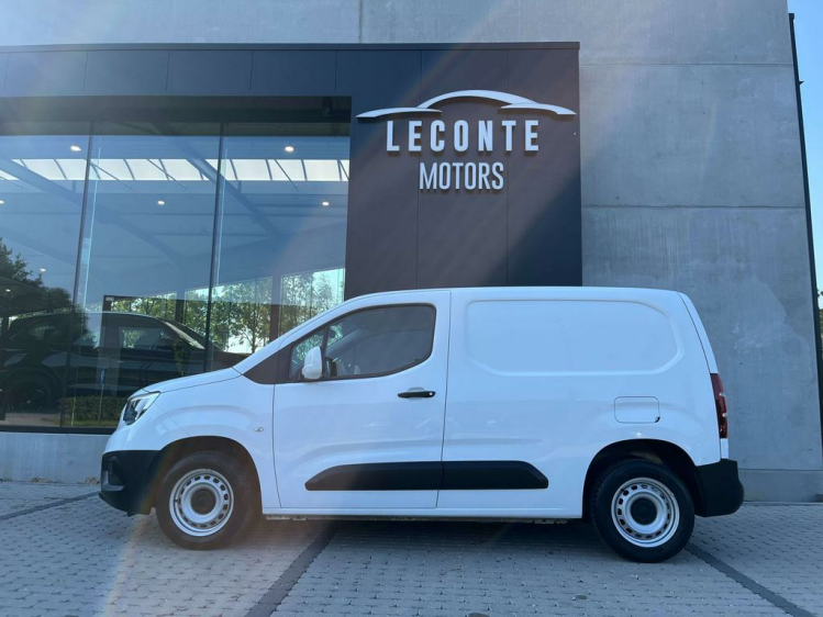Opel Combo 1.5d Lichte Vracht Carplay/Cruise/PDC/Gps/Cruise.. Leconte Motors