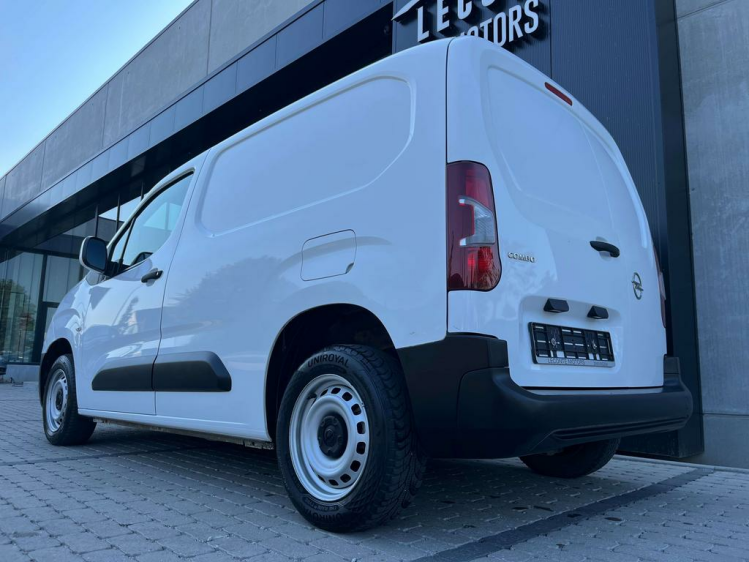 Opel Combo 1.5d Lichte Vracht Carplay/Cruise/PDC/Gps/Cruise.. Leconte Motors