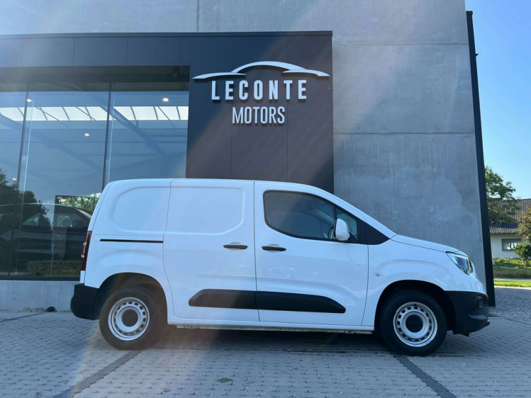 Opel Combo 1.5d Lichte Vracht Carplay/Cruise/PDC/Gps/Cruise.. Leconte Motors