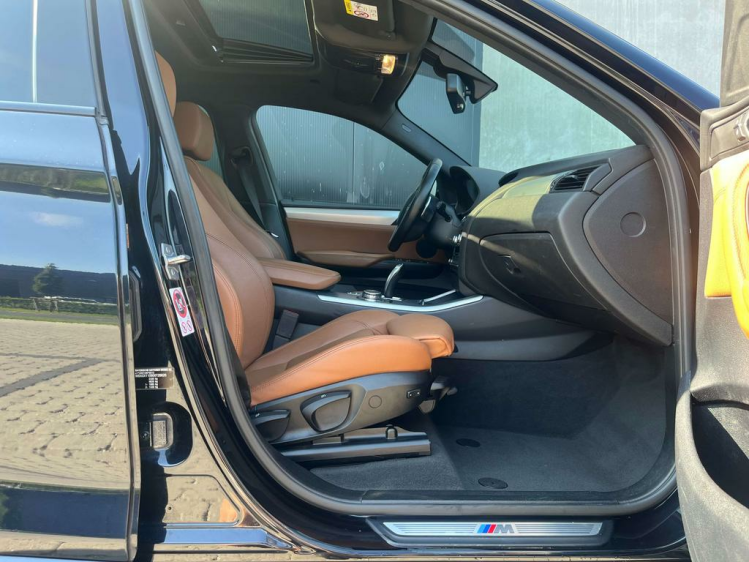 BMW X4 2.0 dA xDrive20 M-Pack Schuifdak/Camera 360/Trekhk Leconte Motors