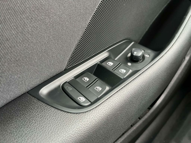 Audi A3 Sportback 30 TFSI S-Tronic Bluetooth/Airco/...!! Leconte Motors