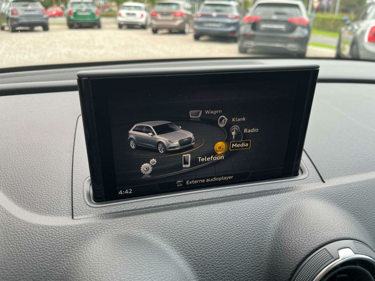 Audi A3 Sportback 30 TFSI S-Tronic Bluetooth/Airco/...!! Leconte Motors
