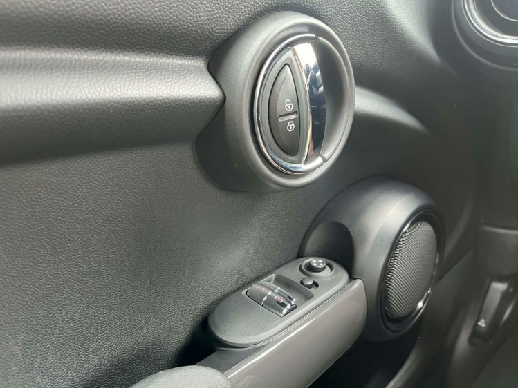 MINI One 1.5i Facelift Full-LED/Navigatie/Cruise/DAB+/...!! Leconte Motors