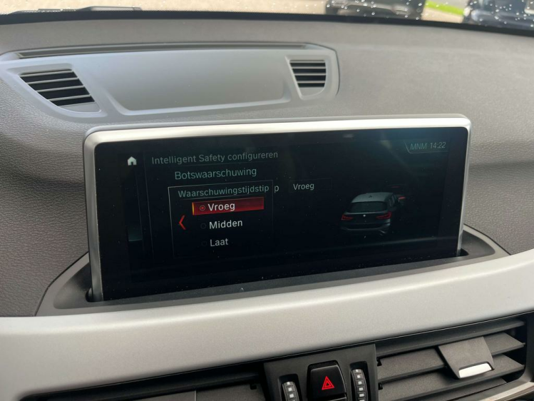 BMW X1 1.5iA sDrive18 Navigatie-Pro/Leder/Camera/Zetelvrw Leconte Motors