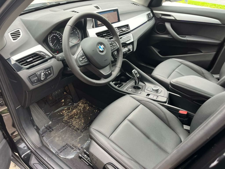 BMW X1 1.5iA sDrive18 Panodak/Leder/Gps-Pro/Camera/DAB+.. Leconte Motors