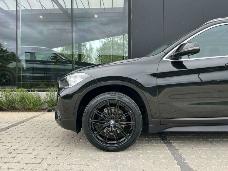 BMW X1 1.5iA sDrive18 Panodak/Leder/Gps-Pro/Camera/DAB+.. Leconte Motors