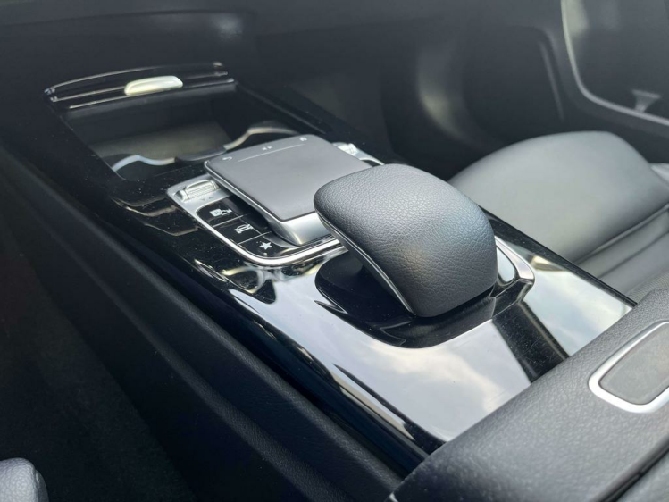 Mercedes-Benz A 180 iA DCT Panodak/Sportzetels/Camera/Widescreen...!! Leconte Motors