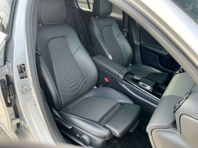 Mercedes-Benz A 180 iA DCT Panodak/Sportzetels/Camera/Widescreen...!! Leconte Motors