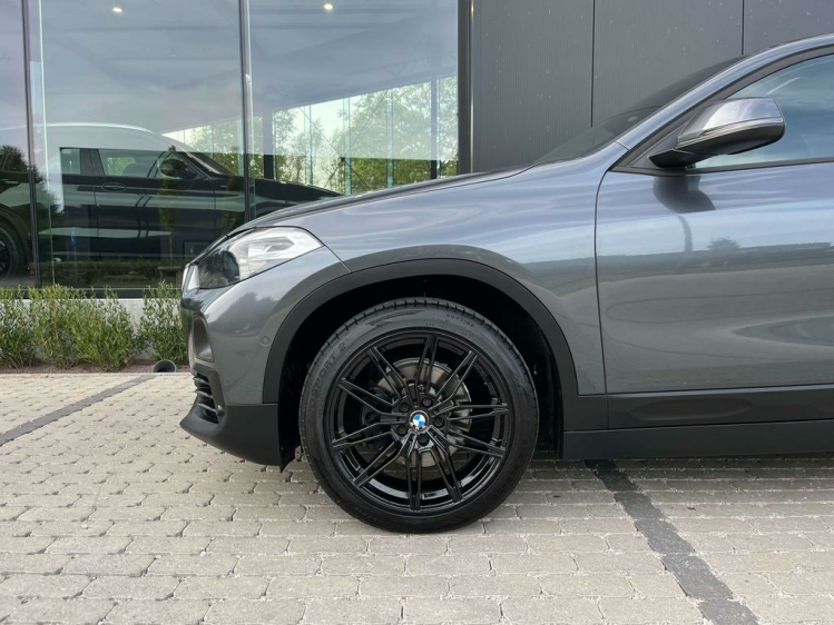 BMW X2 1.5iA sDrive18 Panodak/Leder/Gps-Pro/Camera/DAB+.. Leconte Motors