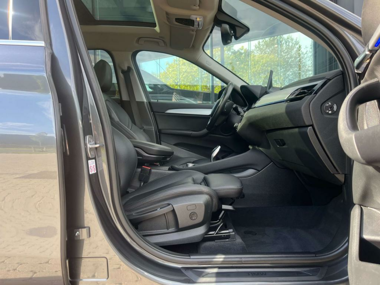 BMW X1 1.5iA sDrive18 Panodak/Sportzetels/Gps-Pro/Carplay Leconte Motors