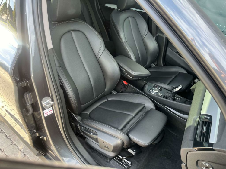 BMW X1 1.5iA sDrive18 Panodak/Sportzetels/Gps-Pro/Carplay Leconte Motors