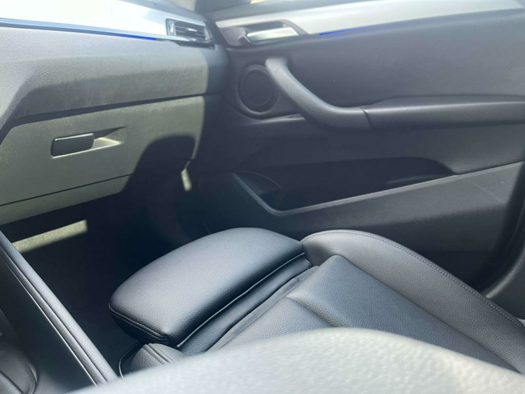 BMW X1 1.5iA sDrive18 Panodak/Sportzetels/Gps-Pro/Carplay Leconte Motors