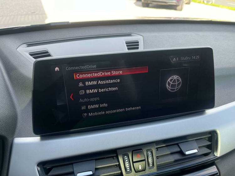 BMW X1 1.5iA sDrive18 Panodak/Sportzetels/Gps-Pro/Carplay Leconte Motors