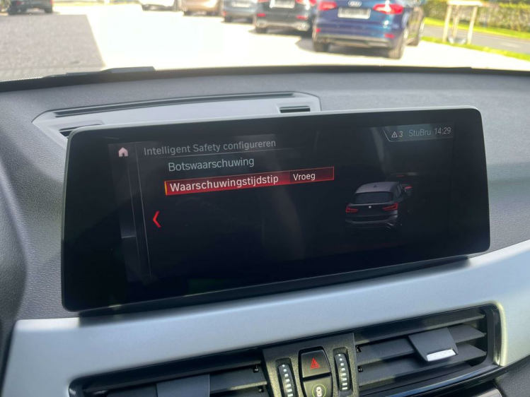 BMW X1 1.5iA sDrive18 Panodak/Sportzetels/Gps-Pro/Carplay Leconte Motors