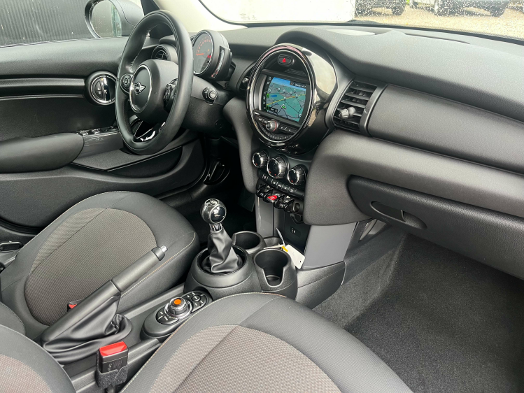 MINI One 1.5i 5-deurs Navigatie/Cruise/PDC/Bluetooth/Airco Leconte Motors