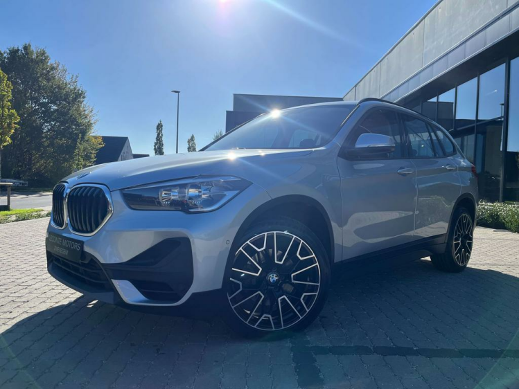 BMW X1 1.5iA sDrive18 Navi-Pro/Sportzetels/Camera/HUD/DAB Leconte Motors