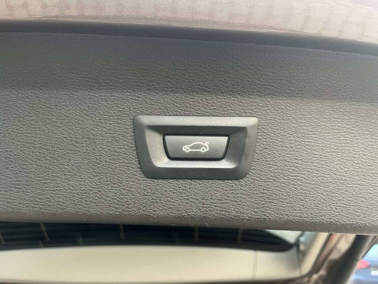 BMW X1 2.0iAS sDrive20 X-Line Gps-Pro/Camera/Sportzetels Leconte Motors