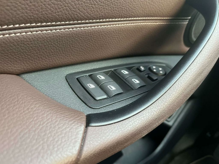 BMW X1 2.0iAS sDrive20 X-Line Gps-Pro/Camera/Sportzetels Leconte Motors