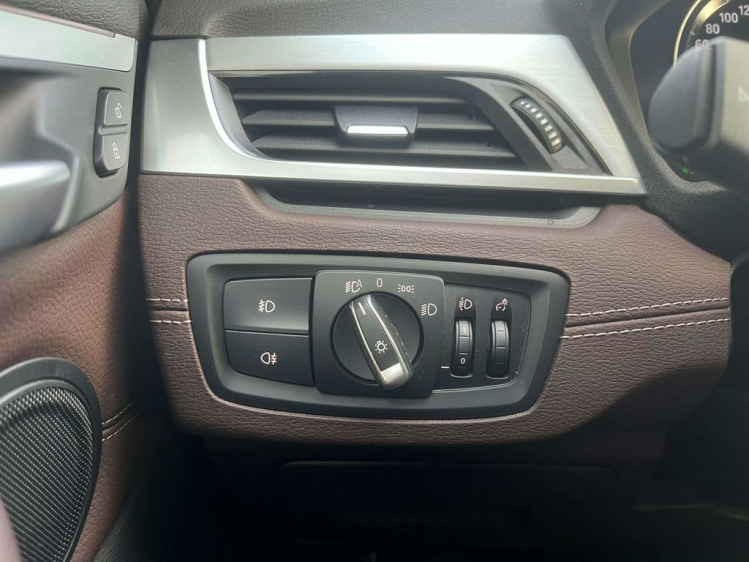 BMW X1 2.0iAS sDrive20 X-Line Gps-Pro/Camera/Sportzetels Leconte Motors