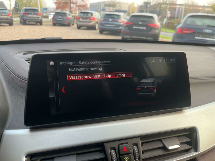 BMW X1 2.0iAS sDrive20 X-Line Gps-Pro/Camera/Sportzetels Leconte Motors