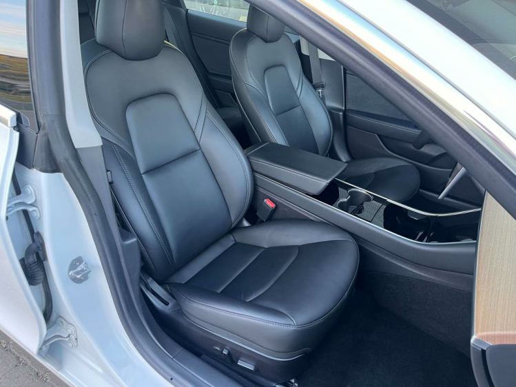 Tesla Model 3 75 kWh Dual Motor Long Range AWD...!! Leconte Motors