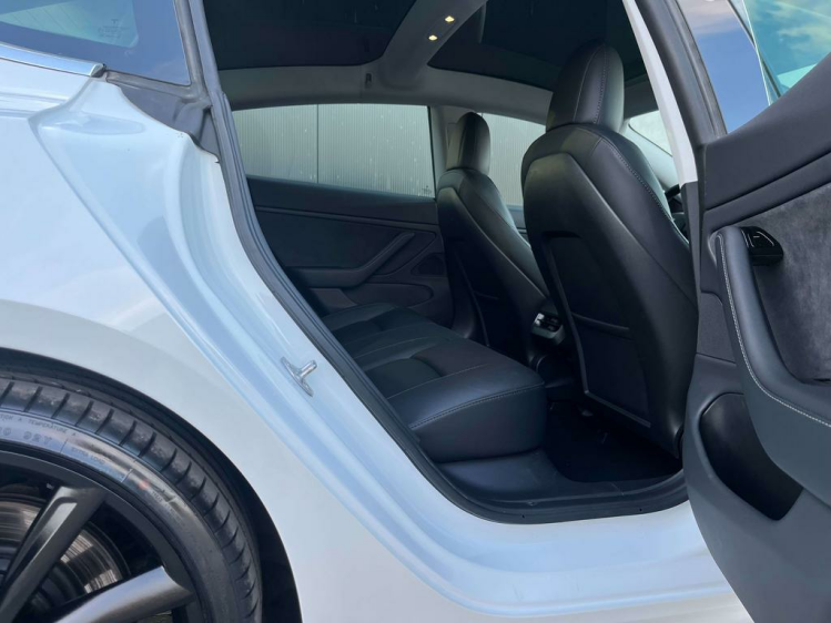 Tesla Model 3 75 kWh Dual Motor Long Range AWD...!! Leconte Motors