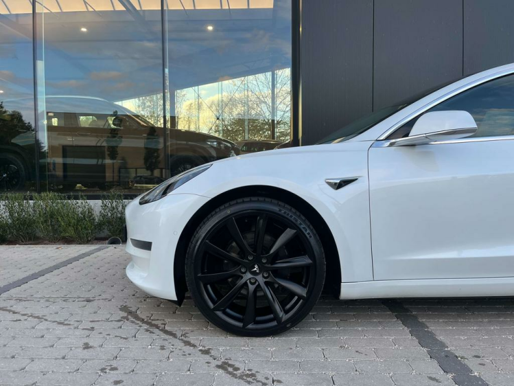 Tesla Model 3 75 kWh Dual Motor Long Range AWD...!! Leconte Motors