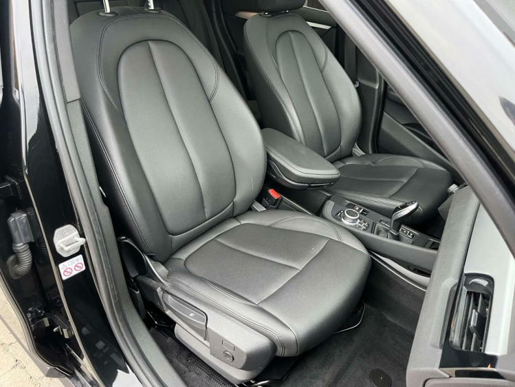 BMW X1 1.5iA sDrive18 Panodak/LED/Leder/Camera/HUD/Gps.. Leconte Motors