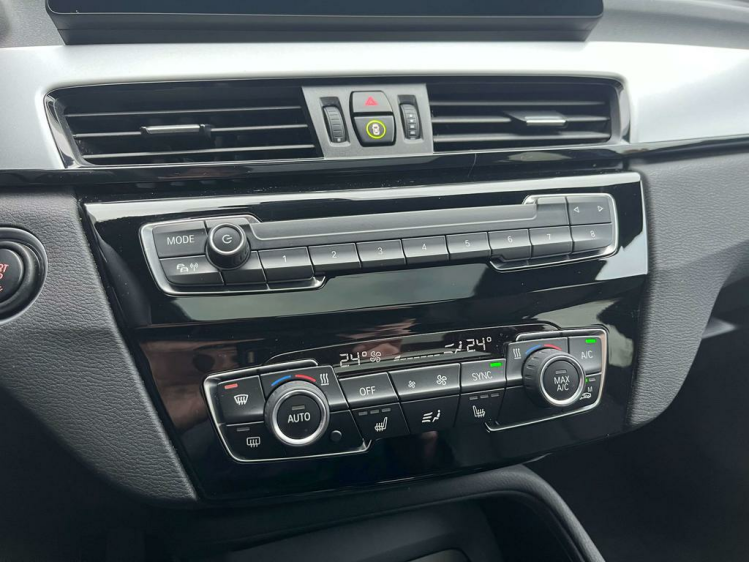 BMW X1 1.5iA sDrive18 Panodak/LED/Leder/Camera/HUD/Gps.. Leconte Motors