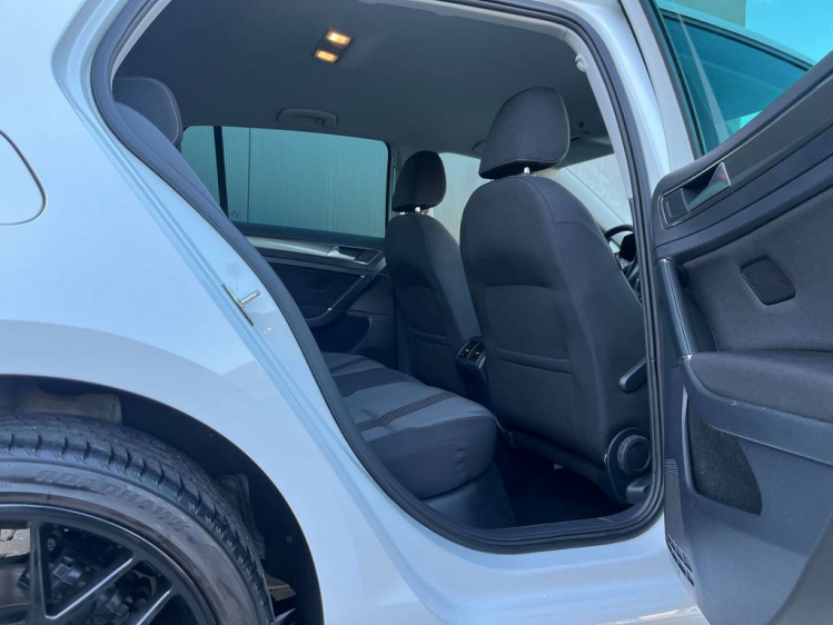 Volkswagen Golf 1.2 TSI Allstar 5-deurs Gps/Camera/Zetelverwarming Leconte Motors