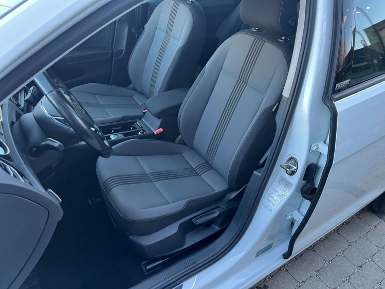 Volkswagen Golf 1.2 TSI Allstar 5-deurs Gps/Camera/Zetelverwarming Leconte Motors