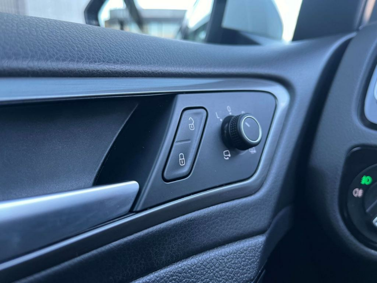 Volkswagen Golf 1.2 TSI Allstar 5-deurs Gps/Camera/Zetelverwarming Leconte Motors