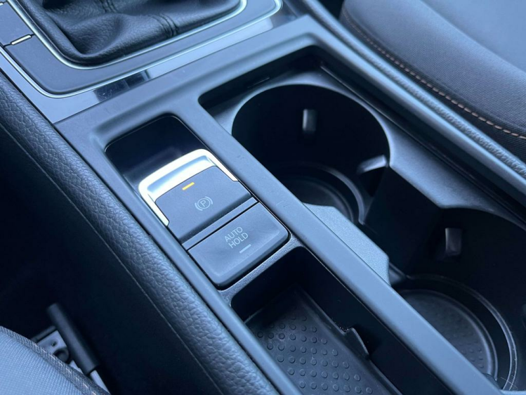 Volkswagen Golf 1.2 TSI Allstar 5-deurs Gps/Camera/Zetelverwarming Leconte Motors