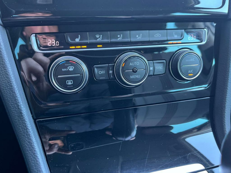 Volkswagen Golf 1.2 TSI Allstar 5-deurs Gps/Camera/Zetelverwarming Leconte Motors