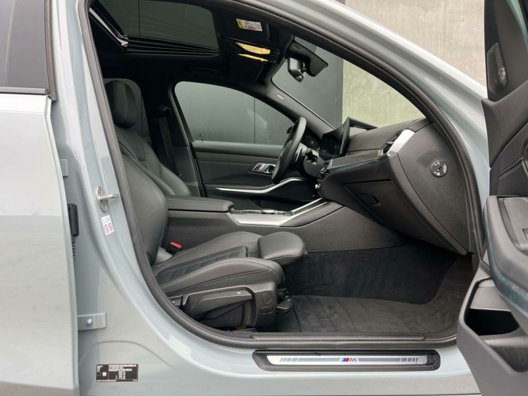 BMW 318 318iA M-Pack Widescreen/Schuifdak/HUD/Harman/CAM Leconte Motors