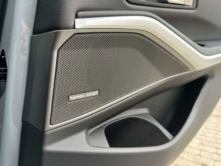 BMW 318 318iA M-Pack Widescreen/Schuifdak/HUD/Harman/CAM Leconte Motors