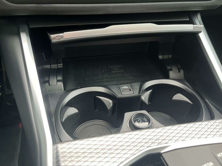 BMW 318 318iA M-Pack Widescreen/Schuifdak/HUD/Harman/CAM Leconte Motors