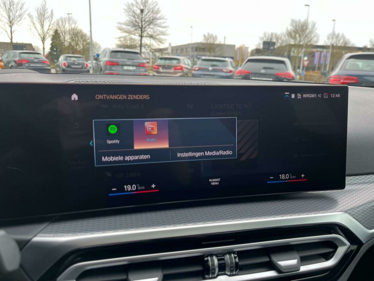 BMW 318 318iA M-Pack Widescreen/Schuifdak/HUD/Harman/CAM Leconte Motors