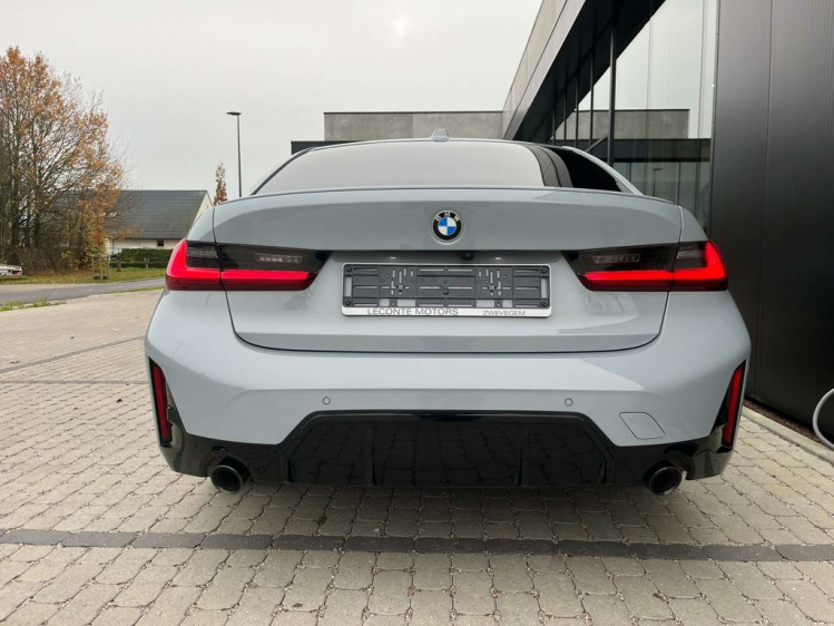 BMW 318 318iA M-Pack Widescreen/Schuifdak/HUD/Harman/CAM Leconte Motors