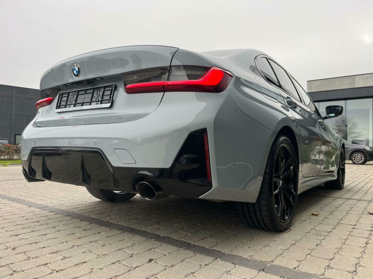 BMW 318 318iA M-Pack Widescreen/Schuifdak/HUD/Harman/CAM Leconte Motors