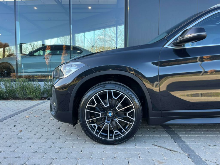 BMW X1 1.5iA sDrive18 Facelift Panodak/Sportzetels/Camera Leconte Motors