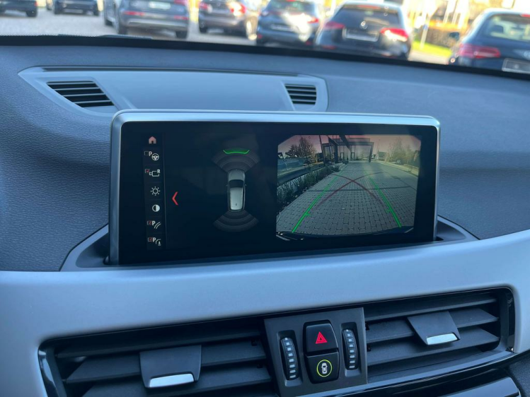 BMW X1 1.5iA sDrive18 Facelift Panodak/Sportzetels/Camera Leconte Motors
